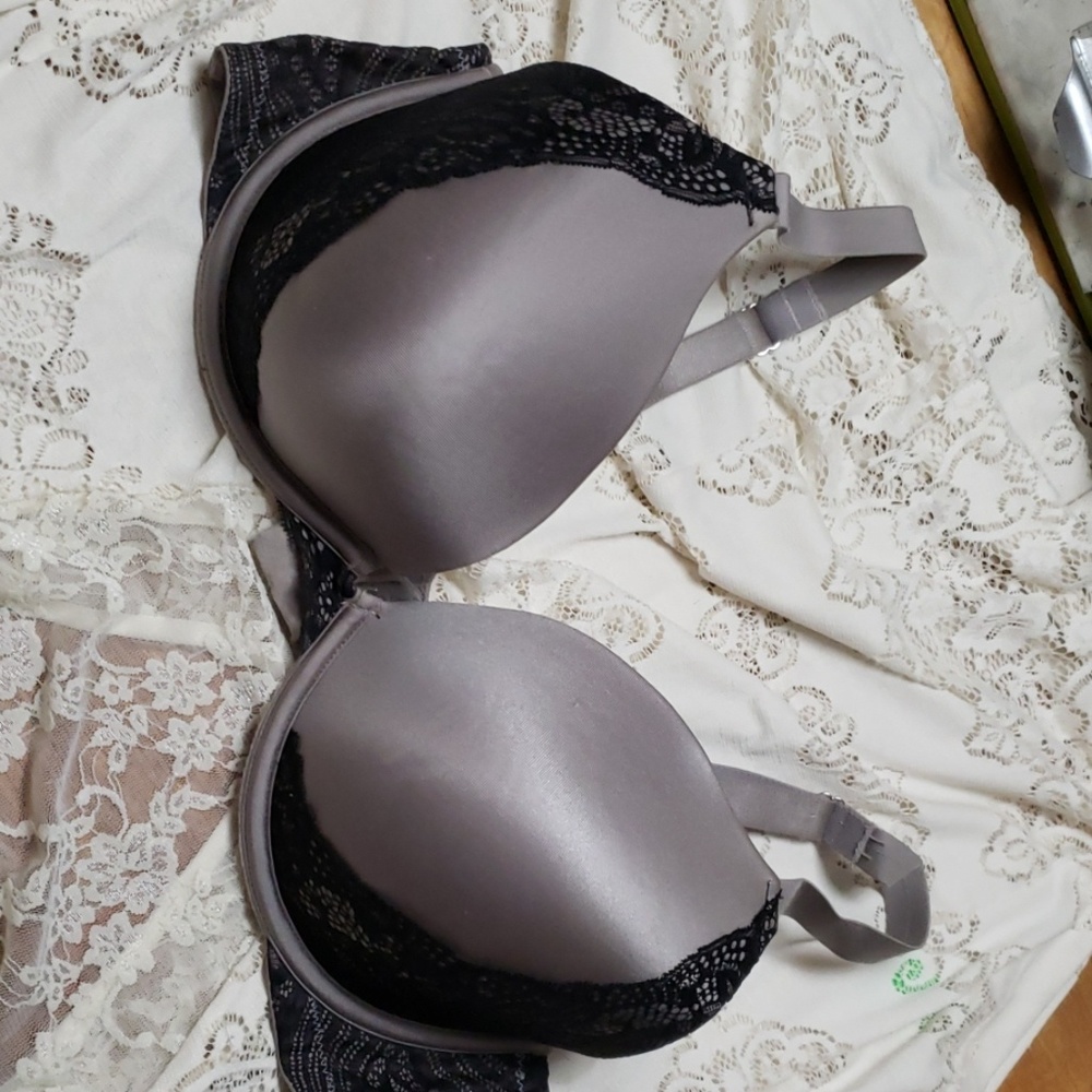 Ambrielle bra size 40 D